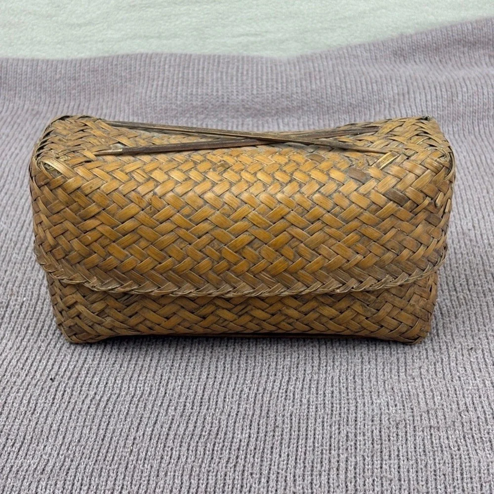 Vintage Woven Rattan Bamboo Storage Basket w Lid‎ Likely Lahu Thai Handcrafted